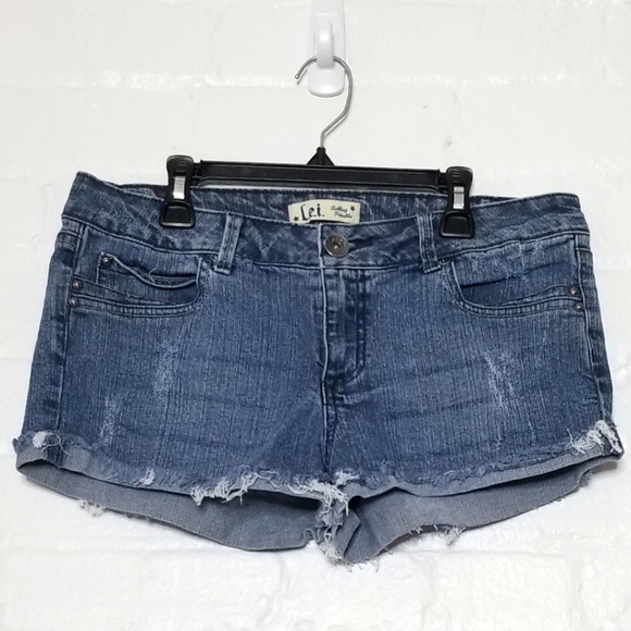 lei Pants - L.e.i. "Ashley Trouble" Jean Shorts